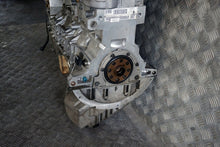 Laden Sie das Bild in den Galerie-Viewer, Motor BMW E60 E65 M54B30 3.0 149TKm Benzin Engine Unkomplett