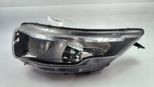 Load image into Gallery viewer, Frontscheinwerfer Iveco Daily IV 5801473750 Links Scheinwerfer Headlight SCH7690242368fa