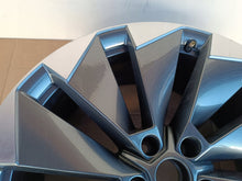 Laden Sie das Bild in den Galerie-Viewer, 1x Alufelge 21 Zoll 9.0&quot; 5x112 40ET 5LA601025P Skoda Enyaq Rim Wheel