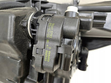 Laden Sie das Bild in den Galerie-Viewer, Frontscheinwerfer Toyota Yaris Rechts Scheinwerfer Headlight SCH9073667994xc