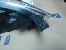 Laden Sie das Bild in den Galerie-Viewer, Frontscheinwerfer Ford Fiesta I L1BB-13E015-LB Links Scheinwerfer Headlight SCH2860035711jb