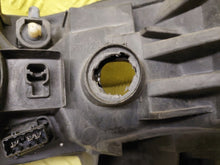 Load image into Gallery viewer, Frontscheinwerfer Volvo Xc70 89006871 13122024TAK Rechts Scheinwerfer Headlight