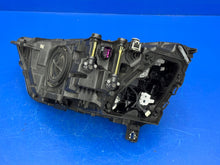 Laden Sie das Bild in den Galerie-Viewer, Frontscheinwerfer Audi Q3 83A941034 Full LED Rechts Scheinwerfer Headlight