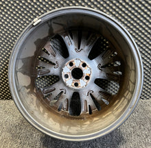 Load image into Gallery viewer, 1x Alufelge 17 Zoll 6.5" 5x114.3 50ET Toyota Yaris Rim Wheel FEL2830836556su