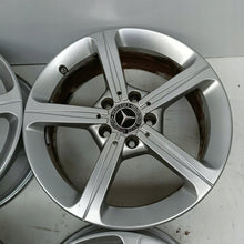 Load image into Gallery viewer, 4x Alufelge 17 Zoll 6.5" 5x112 44ET Glanz Silber A1774011200 Mercedes-Benz Cla FEL8098311210be
