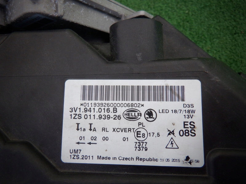 Frontscheinwerfer Skoda Superb III 3V1941016B LED Rechts Scheinwerfer Headlight