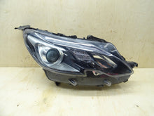 Laden Sie das Bild in den Galerie-Viewer, Frontscheinwerfer Peugeot 2008 I 9814739580 Rechts Scheinwerfer Headlight