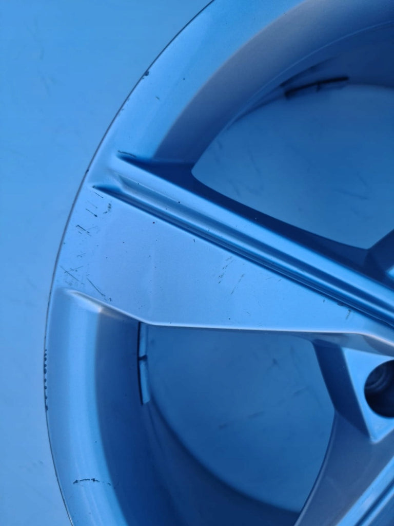 1x Alufelge 17 Zoll 7.5" 5x112 38ET Glanz Silber 8W0601025 Audi B9 Rim Wheel