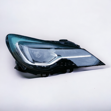 Laden Sie das Bild in den Galerie-Viewer, Frontscheinwerfer Opel Astra 39187261 662588537 LED Rechts Headlight