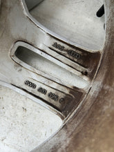 Load image into Gallery viewer, 1x Alufelge 17 Zoll 7.0&quot; 5x112 42ET 8W0601025P Audi A5 A4 Rim Wheel