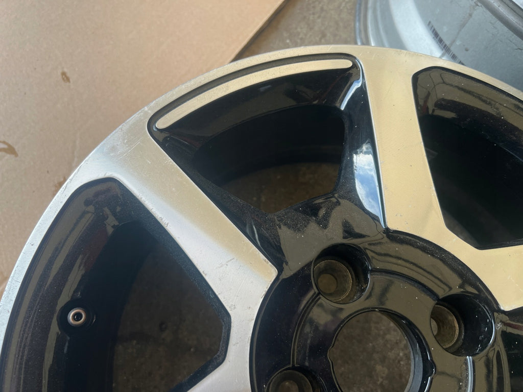 1x Alufelge 15 Zoll 5.5" 4x100 36ET 403000684 Renault Twingo Rim Wheel FEL7377904609iq