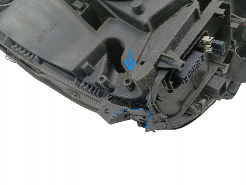 Frontscheinwerfer Mercedes-Benz S204 W204 A2048208961 Xenon Links Headlight SCH3697983389zk