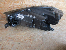 Load image into Gallery viewer, Frontscheinwerfer Skoda Superb 3P1941016A Full LED Ein Stück (Rechts oder Links) SCH6650712822jb