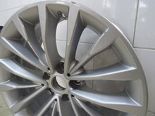 Load image into Gallery viewer, 1x Alufelge 18 Zoll 8.0" 5x112 30ET Glanz Silber 6863418 BMW G30 Rim Wheel FEL6887754400iv