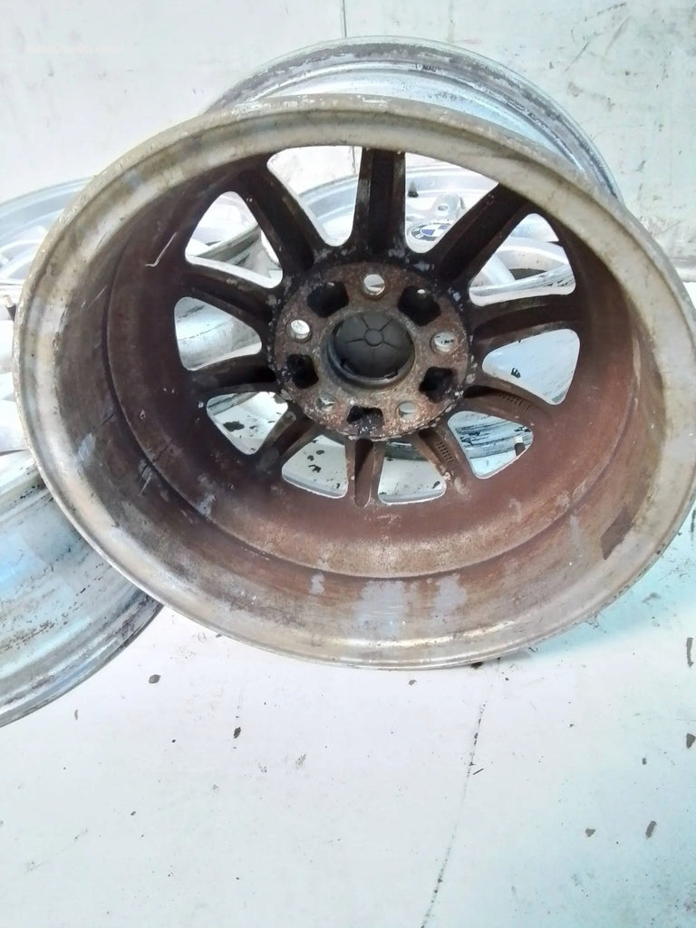 4x Alufelge 15 Zoll 5x120 1182608 BMW 3 E36 Rim Wheel