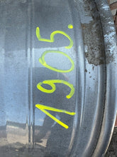 Laden Sie das Bild in den Galerie-Viewer, 1x Alufelge 17 Zoll 7.0" 5x108 50ET Glanz Graphit 9677090377 Citroën C4 III Mg FEL3695019550qs