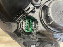 Laden Sie das Bild in den Galerie-Viewer, Frontscheinwerfer Hyundai Tucson Tl 92102-D7600 LED Rechts Headlight