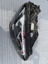 Laden Sie das Bild in den Galerie-Viewer, Frontscheinwerfer Mercedes-Benz W213 A2139067609 Q01ZGS001KOD 85122000 Rechts SCH3610676063xp