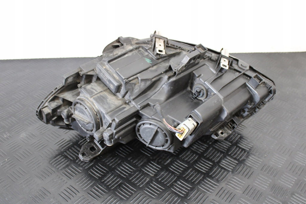 Frontscheinwerfer Mercedes-Benz W246 A2468205461 Rechts Scheinwerfer Headlight SCH8313052817dh