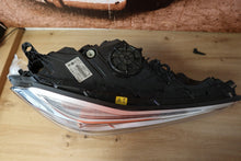 Load image into Gallery viewer, Frontscheinwerfer BMW 7 G11 G12 746560601 Laser Rechts Scheinwerfer Headlight SCH9319100866bu