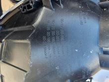 Load image into Gallery viewer, Frontscheinwerfer Toyota Yaris Links Scheinwerfer Headlight