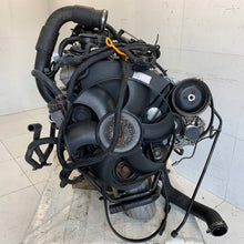 Load image into Gallery viewer, Motor VW Crafter BJL 2.5 TDI 136PS 100kW 253TKm 2006 Diesel Engine Komplett