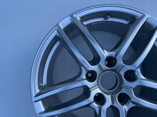 Laden Sie das Bild in den Galerie-Viewer, 1x Alufelge 19 Zoll 5x130 59ET Glanz Silber 7P5601025AD Porsche Cayenne 92a FEL9751980331pb