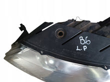 Load image into Gallery viewer, Frontscheinwerfer VW Passat 3C09411751G Xenon Links Scheinwerfer Headlight SCH3601332330sq