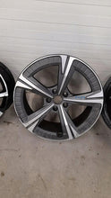 Laden Sie das Bild in den Galerie-Viewer, 1x Alufelge 19 Zoll 8.0&quot; 5x112 Seat Ateca Rim Wheel