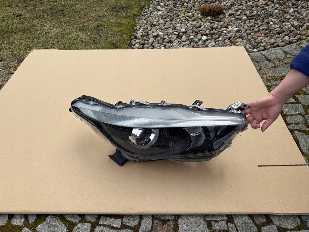 Frontscheinwerfer Toyota Yaris KO-6EU LED Rechts Scheinwerfer Headlight SCH4619565089or