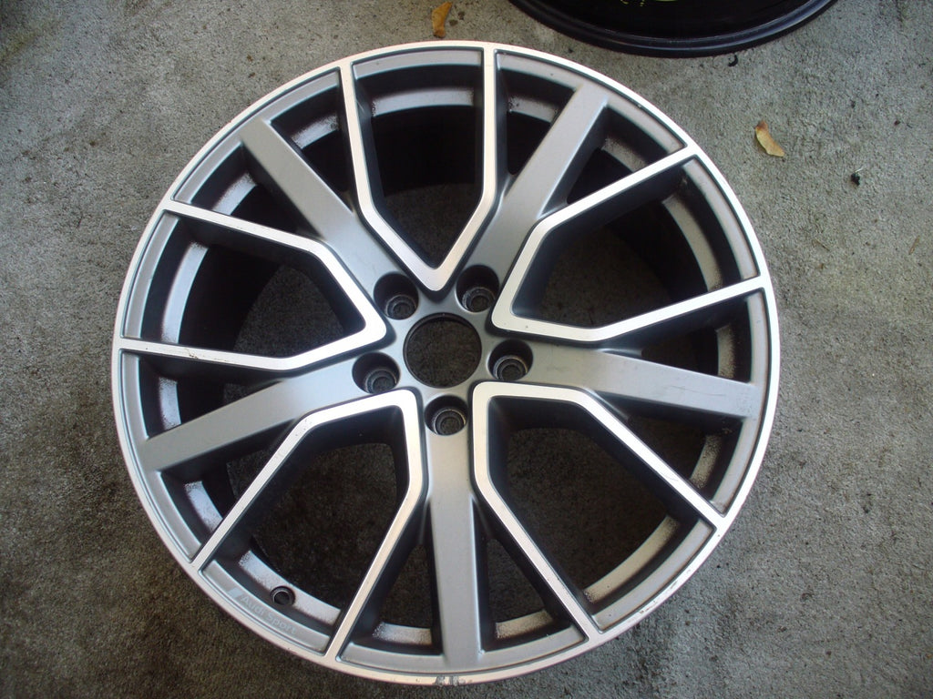 1x Alufelge 19 Zoll 8.5" 5x112 40ET Glanz Silber 8W0601025DH Audi Rim Wheel FEL3130943135ym