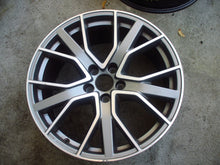 Load image into Gallery viewer, 1x Alufelge 19 Zoll 8.5" 5x112 40ET Glanz Silber 8W0601025DH Audi Rim Wheel FEL3130943135ym