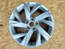 Laden Sie das Bild in den Galerie-Viewer, 1x Alufelge 18 Zoll 7.0" 5x112 43ET Silber 5NN601025P VW Tiguan Rim Wheel FEL1704917035my