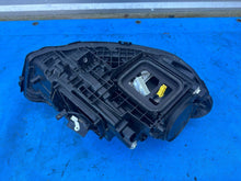 Laden Sie das Bild in den Galerie-Viewer, Frontscheinwerfer Mercedes-Benz A1779065500 LED Links Scheinwerfer Headlight SCH1942552556cv