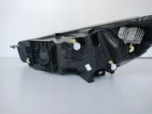 Laden Sie das Bild in den Galerie-Viewer, Frontscheinwerfer Ford Focus NX7B-13E014-CD Full LED Rechts Headlight