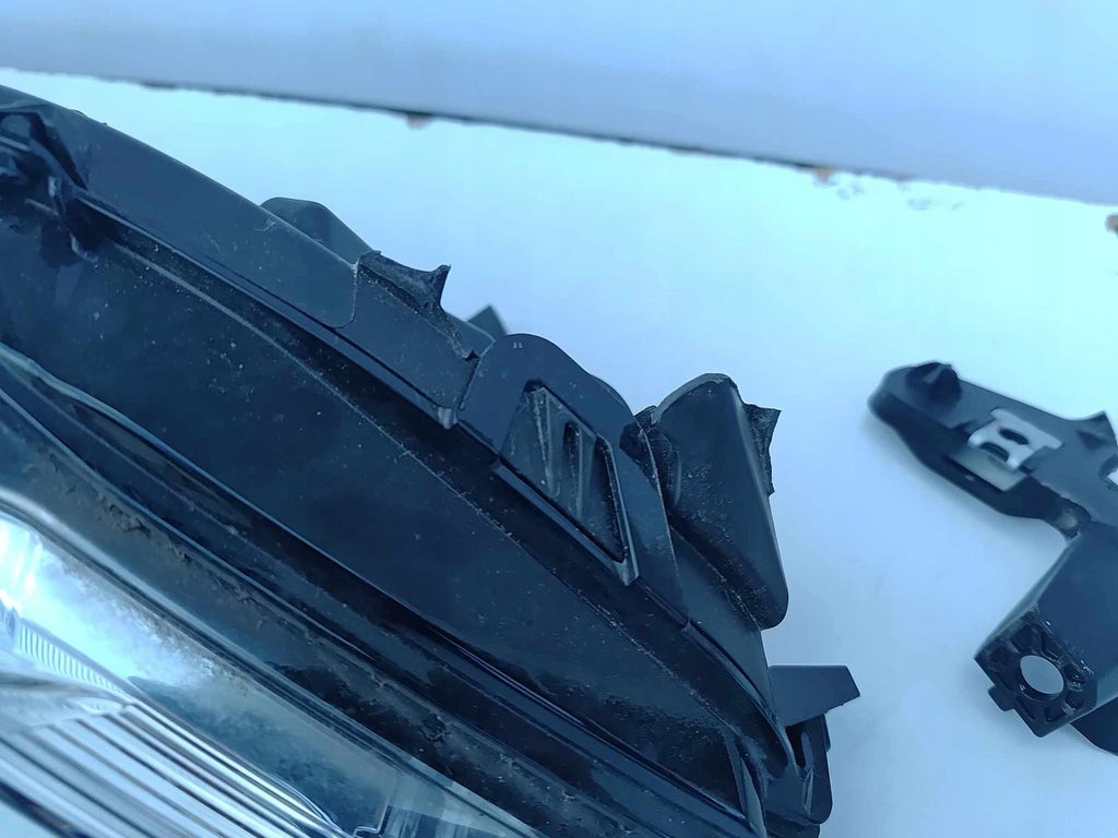 Frontscheinwerfer Mitsubishi Eclipse Cross EDM922-06010 LED Rechts Headlight