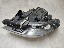 Laden Sie das Bild in den Galerie-Viewer, Frontscheinwerfer BMW F10 7317132 Xenon Rechts Scheinwerfer Headlight SCH3786174918qe