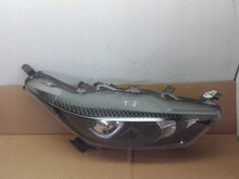 Laden Sie das Bild in den Galerie-Viewer, Frontscheinwerfer Toyota 4 Yaris 85122000 Rechts Scheinwerfer Headlight SCH3209522150mg
