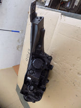 Laden Sie das Bild in den Galerie-Viewer, Frontscheinwerfer Kia Xceed 92102J7850 LED Rechts Scheinwerfer Headlight