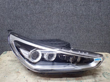 Load image into Gallery viewer, Frontscheinwerfer Hyundai I30 92102G4100 Rechts Scheinwerfer Headlight