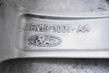 Laden Sie das Bild in den Galerie-Viewer, 1x Alufelge 16 Zoll 6.5&quot; 4x108 40ET Glanz Silber FV1C-1007-AA Ford Fiesta
