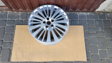 Load image into Gallery viewer, 1x Alufelge 18 Zoll 7.5" 5x108 49ET Glanz Silber Chevrolet Trax Astra J FEL6376431045ps
