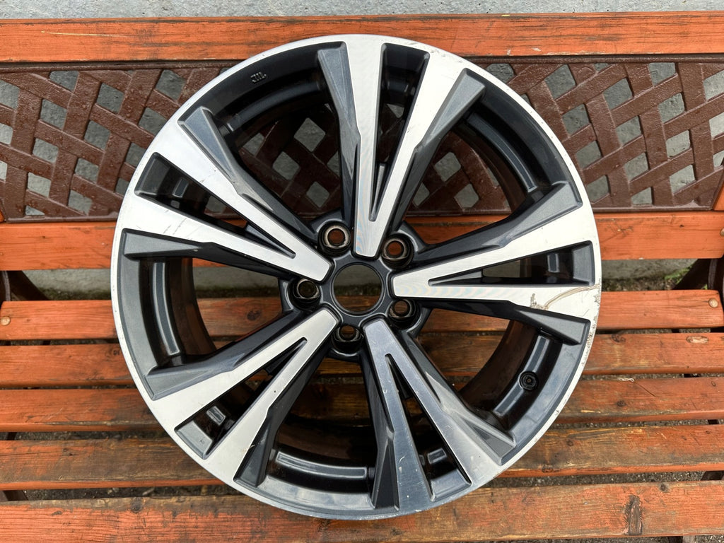 1x Alufelge 18 Zoll 7.0" 5x114.3 40ET Glanz Graphit HVO3BMB94 Nissan Qashqai FEL8834561616hm