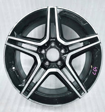 Laden Sie das Bild in den Galerie-Viewer, 1x Alufelge 18 Zoll 7.5&quot; 5x112 49ET A1774011500 Mercedes-Benz Cla C118 Rim Wheel