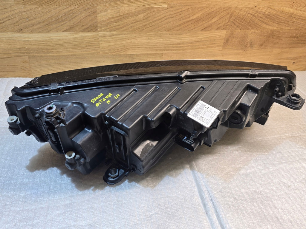 Frontscheinwerfer Skoda Octavia 5e3 IV 5E4941015 Full LED Links Headlight SCH3800252626lo
