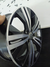 Load image into Gallery viewer, 1x Alufelge 17 Zoll 6.0" 5x112 50ET Glanz 2K5601025P0KOD 87169090 VW Caddy FEL6699303223sj