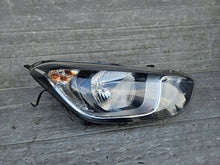 Load image into Gallery viewer, Frontscheinwerfer Hyundai I20 921024P500 Rechts Scheinwerfer Headlight