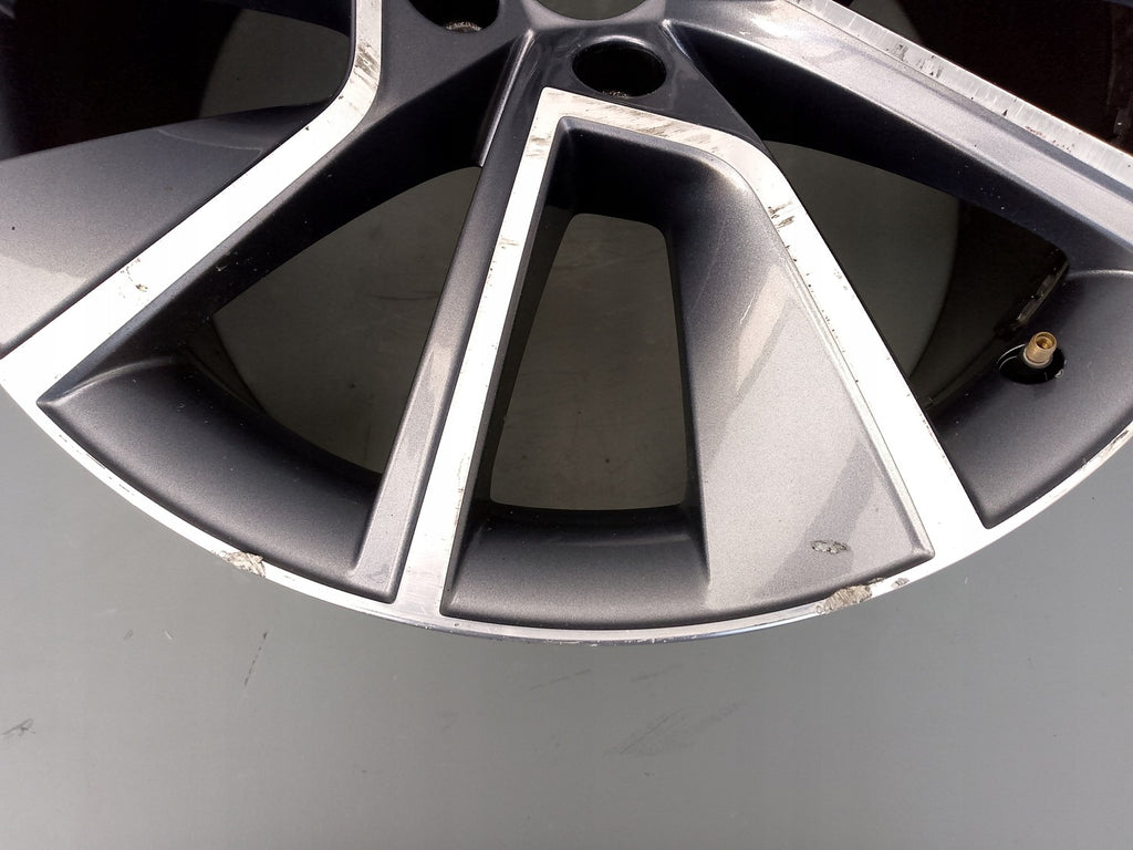 1x Alufelge 18 Zoll 8.5" 5x112 41ET 3V0601025BC Skoda Superb Iii Rim Wheel