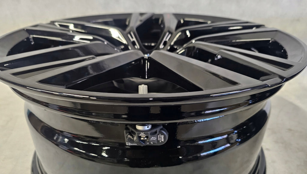 4x Alufelge 18 Zoll 8.5" 5x112 36ET 6896768 BMW 4 G22 G23 I4 G26 Rim Wheel FEL9599980877ud