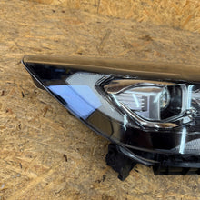 Laden Sie das Bild in den Galerie-Viewer, Frontscheinwerfer Ford Kuga I GV41-13D154-EH Rechts Scheinwerfer Headlight SCH6659506003zr